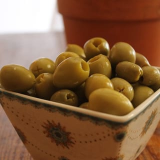 Olives                   (Deli Size)