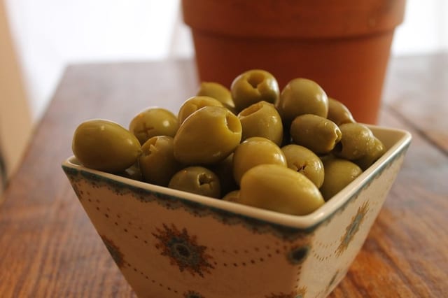 Olives (Deli Size).