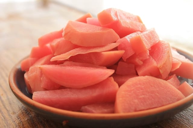 Pickled Turnips (Deli Size).
